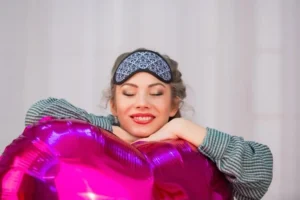 mitos de dormir con maquillaje